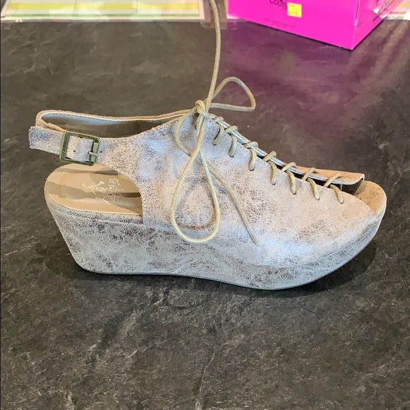 Corky's Distressed Brown Wedge Sandal - Picture 4 of 5